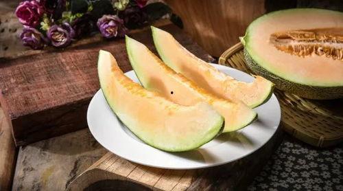 吃甜 蜜瓜,夏日里的清凉美味之旅